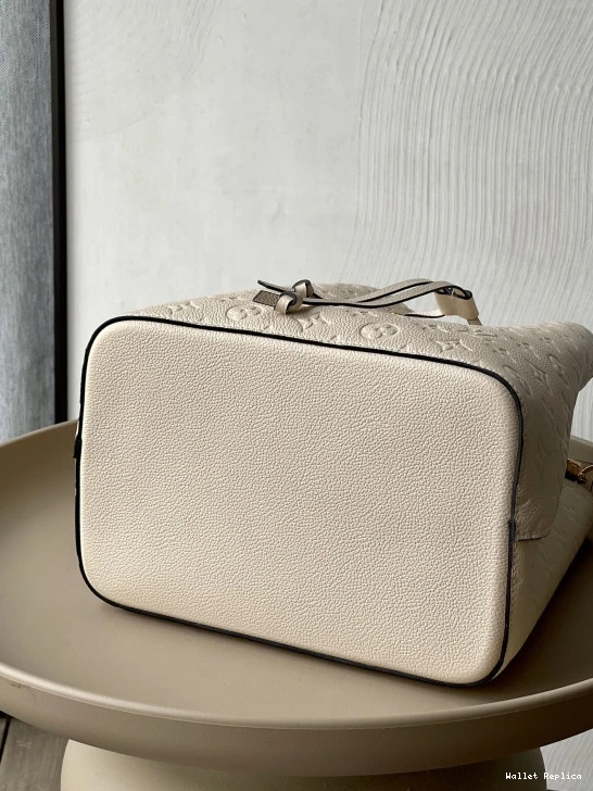 Cheap LOUIS NÉONOÉ MM VUITTON 0713